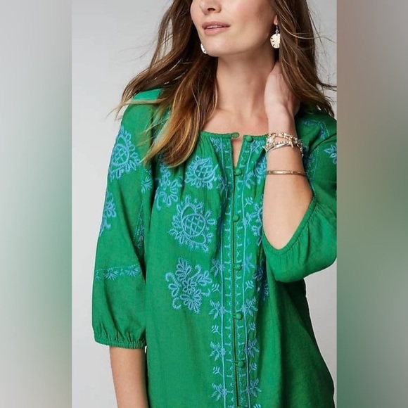 NWT Linen-Blend Embroidered Top
Sz Medium Petite - Picture 2 of 9